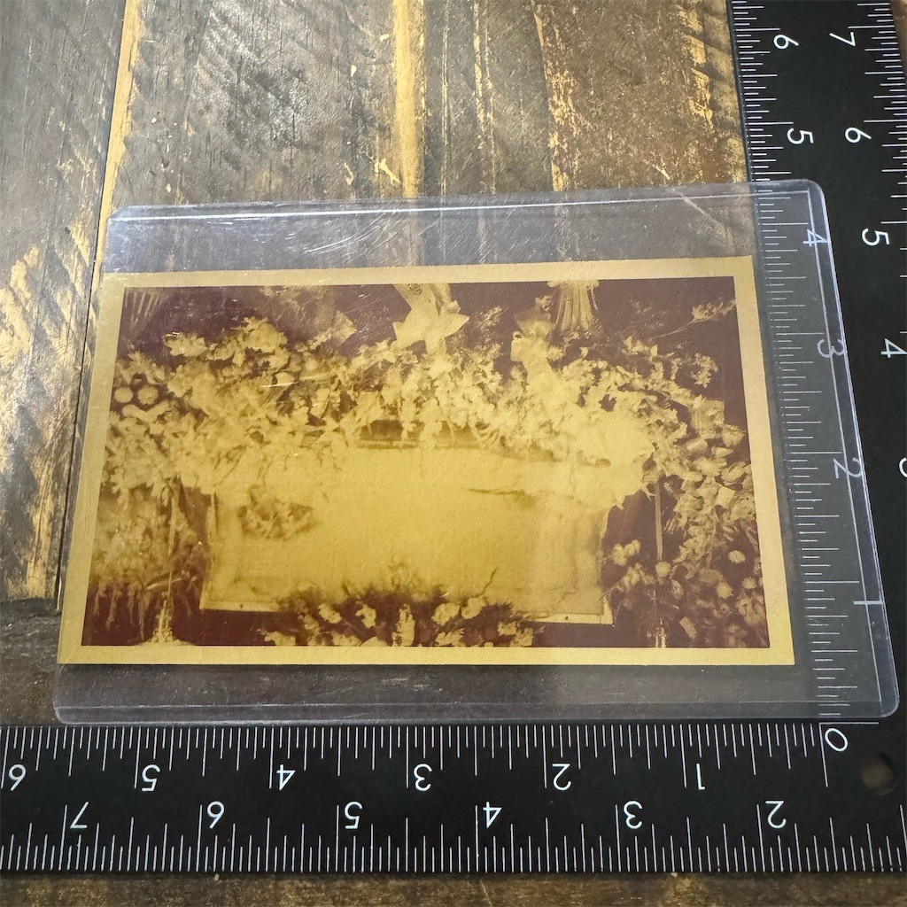 Post Mortem Photo Sepia Floral Casket Funeral 1948 Kodak Kodacolor Post Mortem Photo Sepia Floral Casket Funeral 1948 Kodak Kodacolor