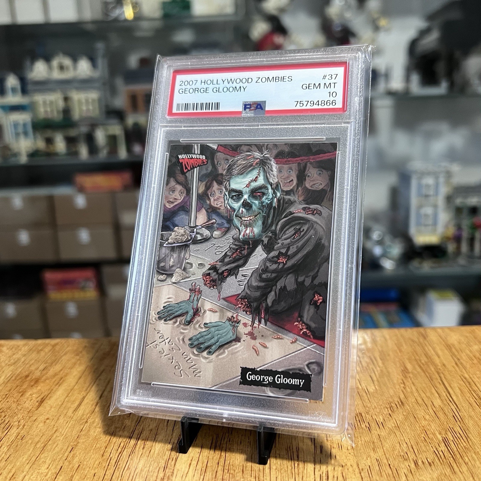 PSA 10 George Gloomy Clooney 2007 Topps Hollywood Zombies #37 Parody Very Rare PSA 10 George Gloomy Clooney 2007 Topps Hollywood Zombies #37 Parody Very Rare