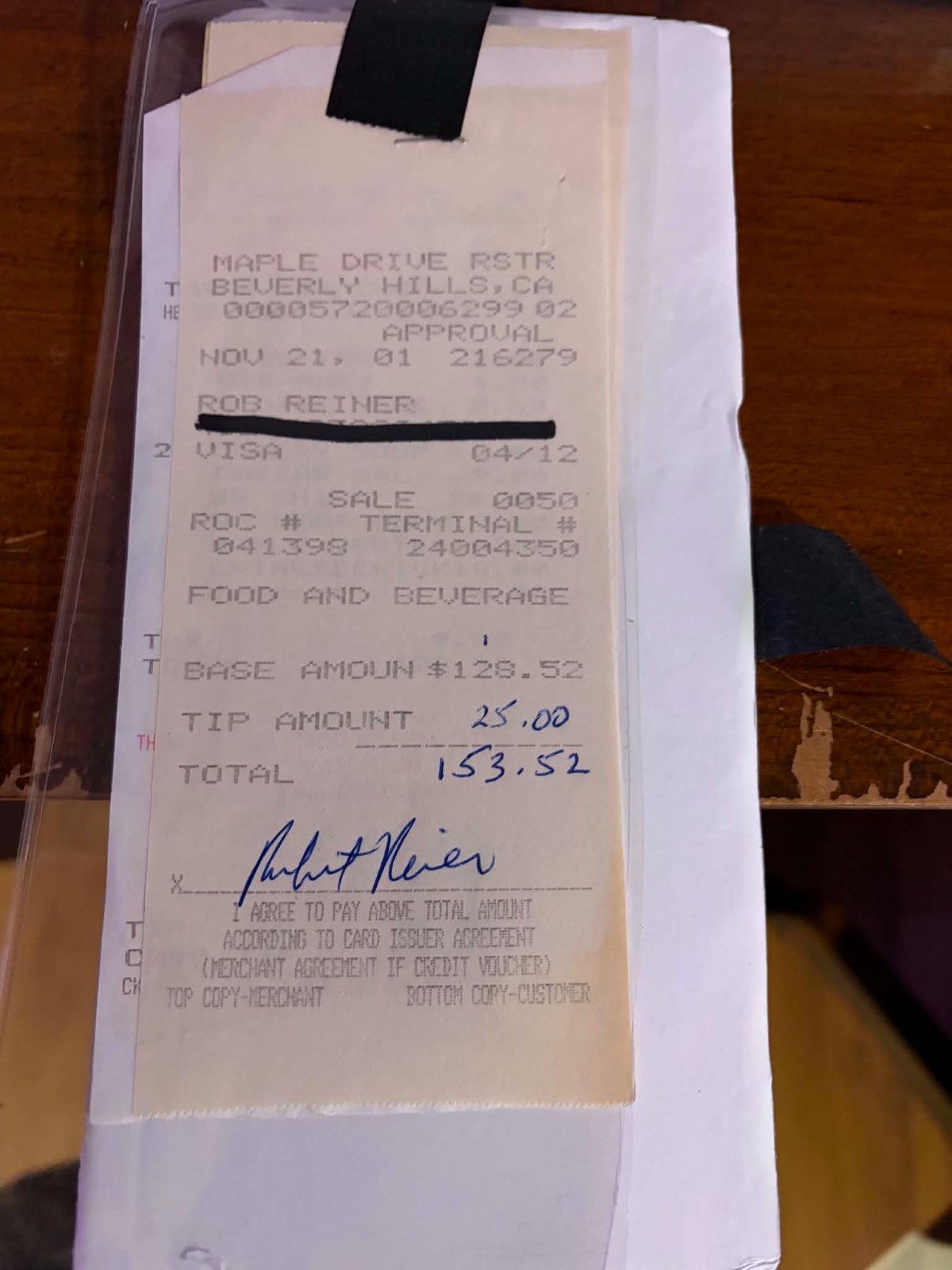 Vintage Rob Reiner signed check/bill Vintage Rob Reiner signed check/bill