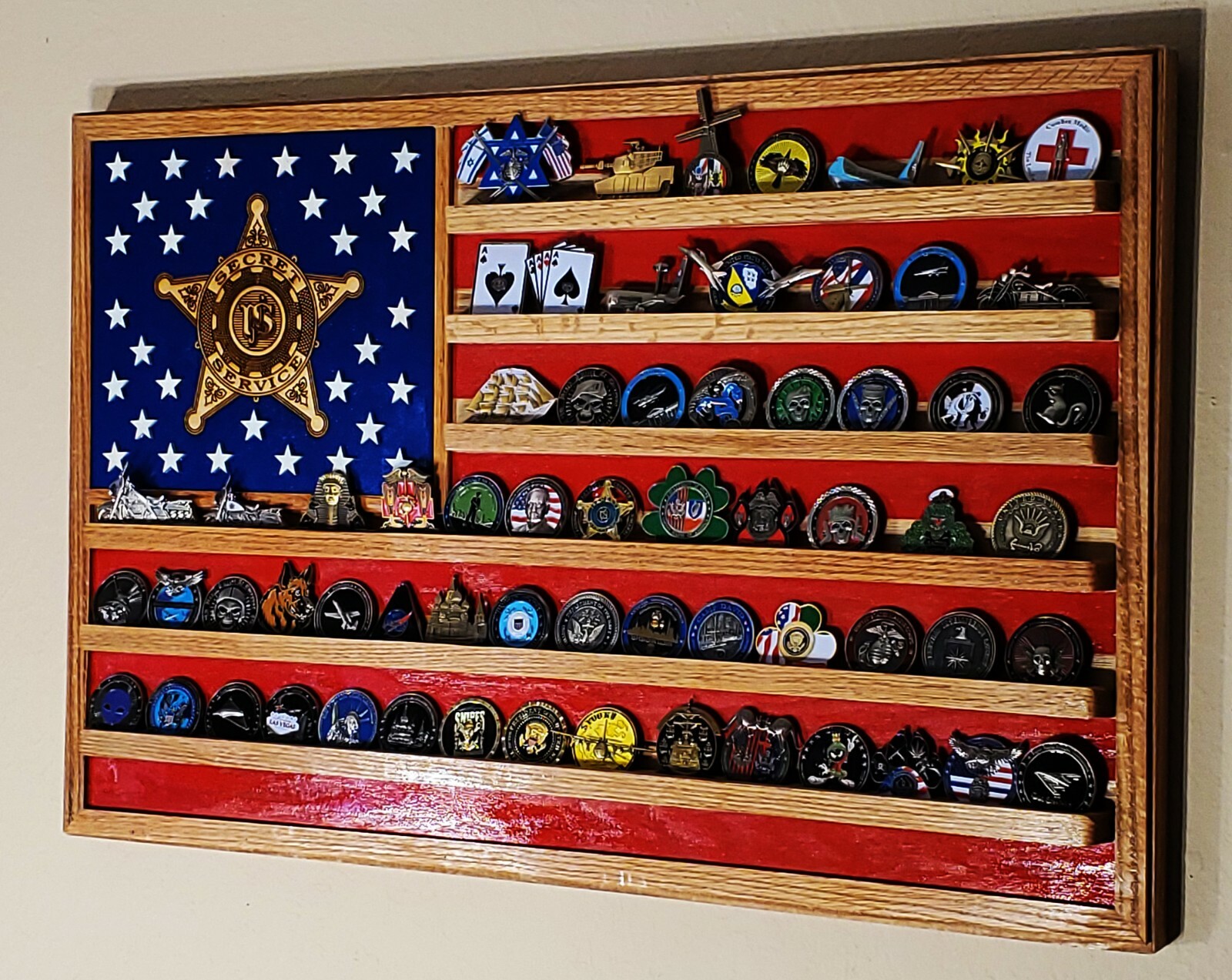 US Secret Service USSS Hardwood Challenge Coin Display Flag Full panel 36x20 CU US Secret Service USSS Hardwood Challenge Coin Display Flag Full panel 36x20 CU
