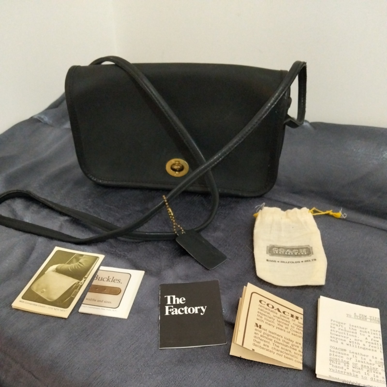 VINTAGE COACH 6039 "Devon Bag" - Made in NYC - FULL SET Collector's Item VINTAGE COACH 6039 "Devon Bag" - Made in NYC - FULL SET Collector's Item