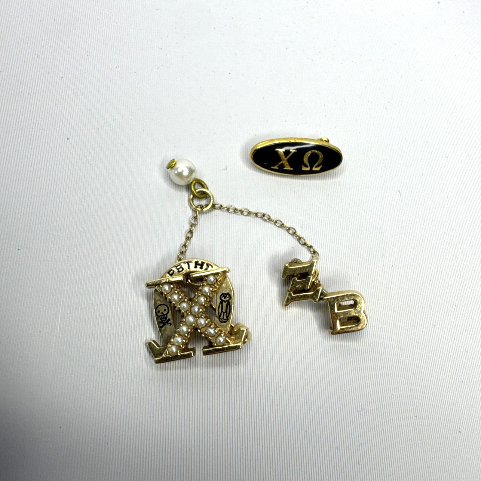 Vintage 1990 10K Gold Chi Omega Sorority Pin Genuine Seed Pearls 3g Skull Owl Vintage 1990 10K Gold Chi Omega Sorority Pin Genuine Seed Pearls 3g Skull Owl