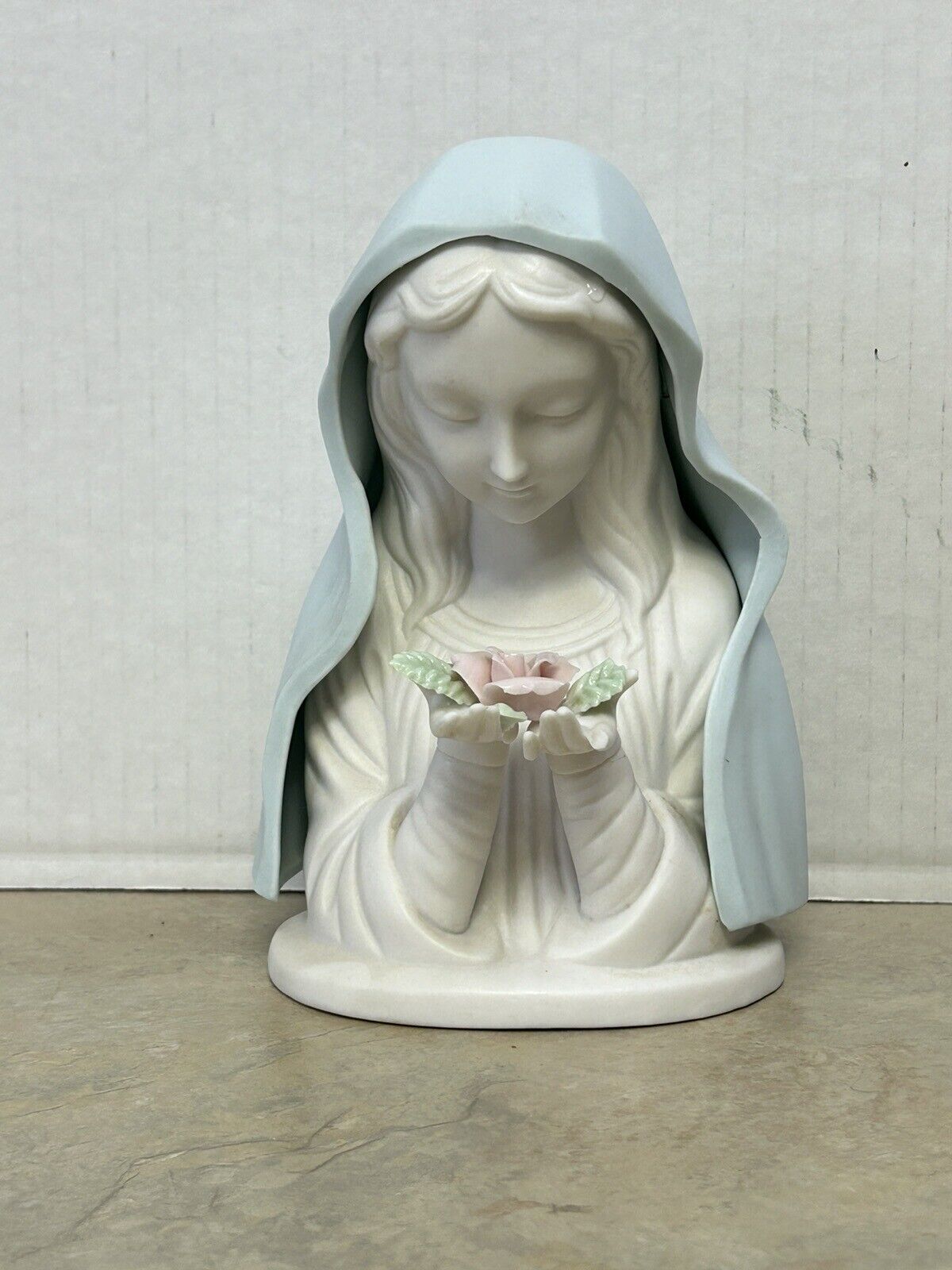 Light Up Virgin Mary Holding Pink Rose Night Light Lamp Porcelain Madonna *read
