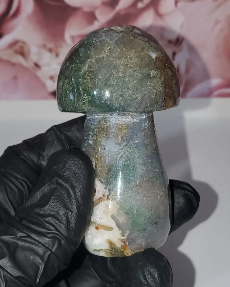 138G Natural Moss Agate Mushroom Healing M16 138G Natural Moss Agate Mushroom Healing M16