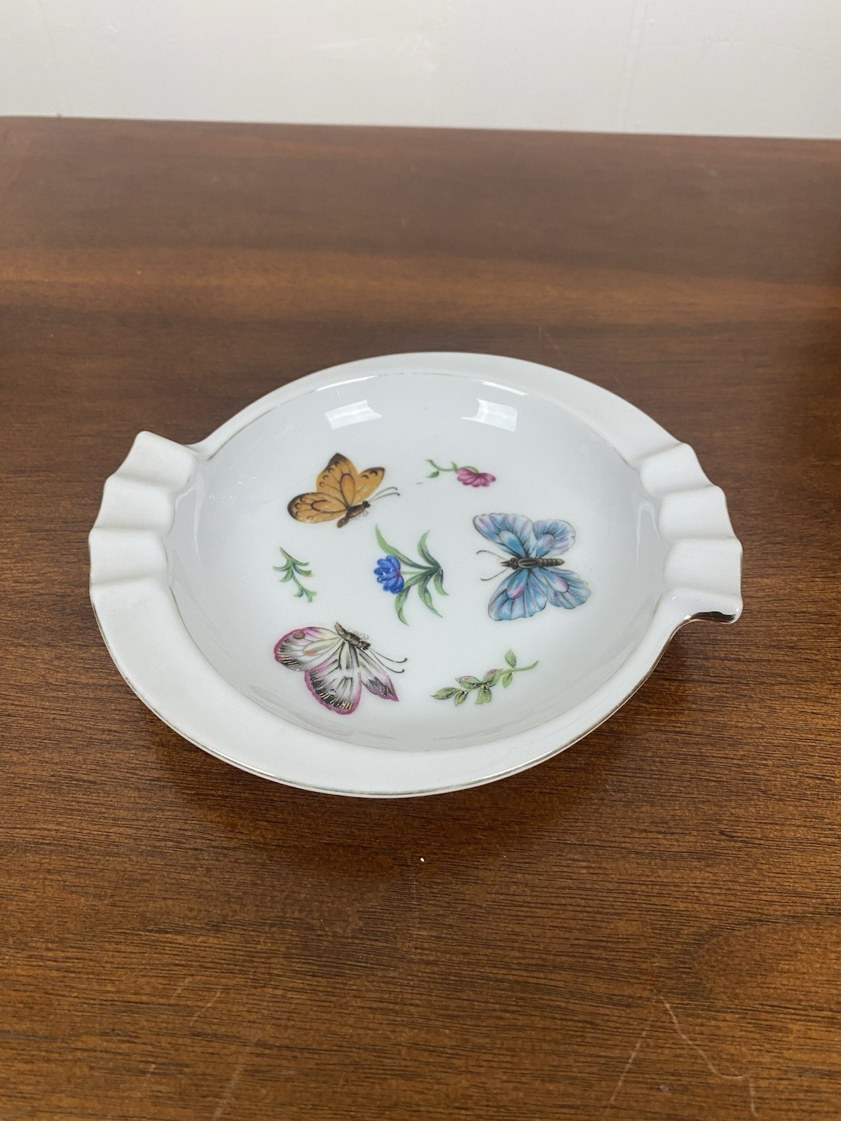 Vintage 5-Star Luxury The Carlyle Hotel New York NYC Butterfly Ashtray Dish Vintage 5-Star Luxury The Carlyle Hotel New York NYC Butterfly Ashtray Dish