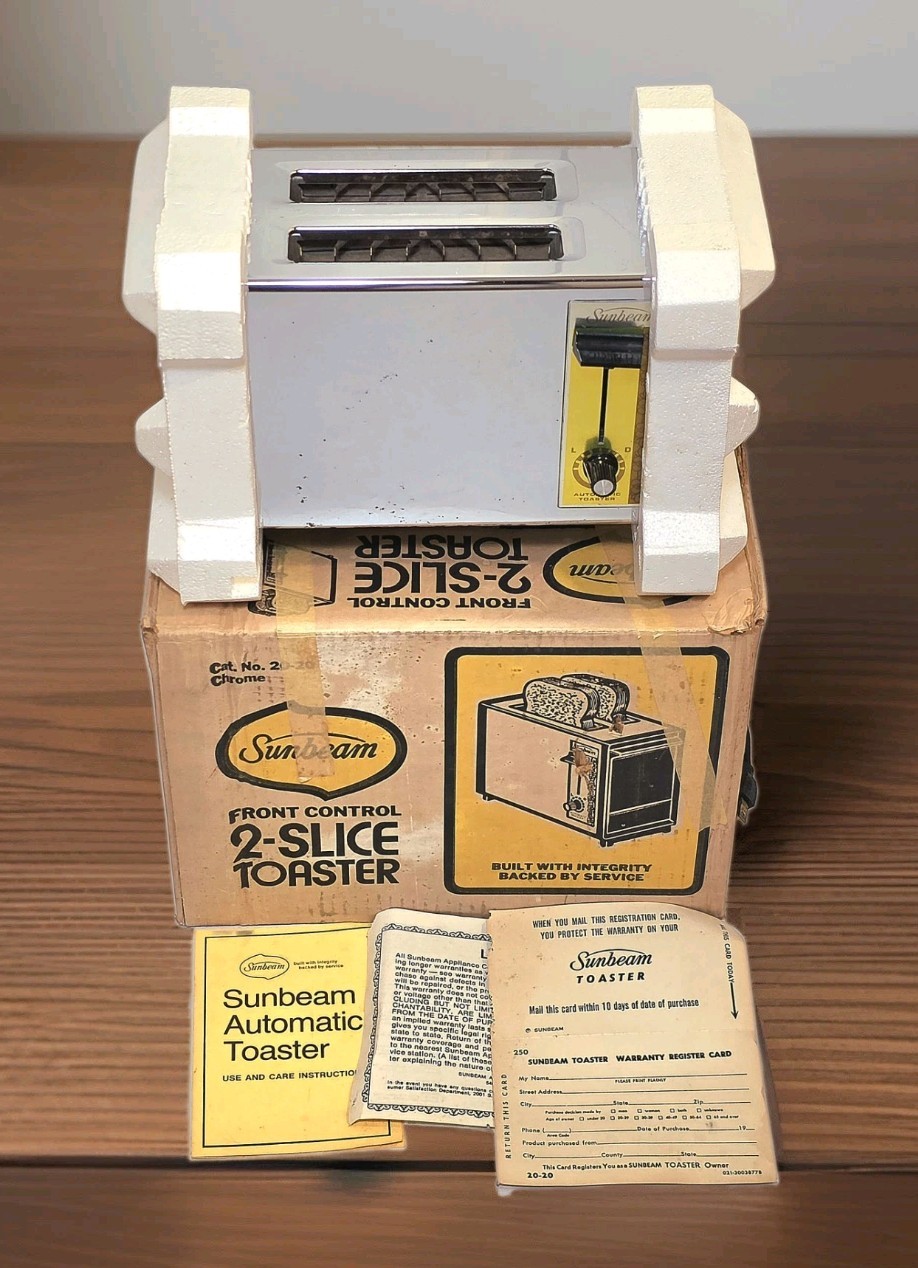 Rare Vtg 1974 20-20 Chrome Sunbeam Front Control 2 Slice Chrome Toaster NIB Rare Vtg 1974 20-20 Chrome Sunbeam Front Control 2 Slice Chrome Toaster NIB