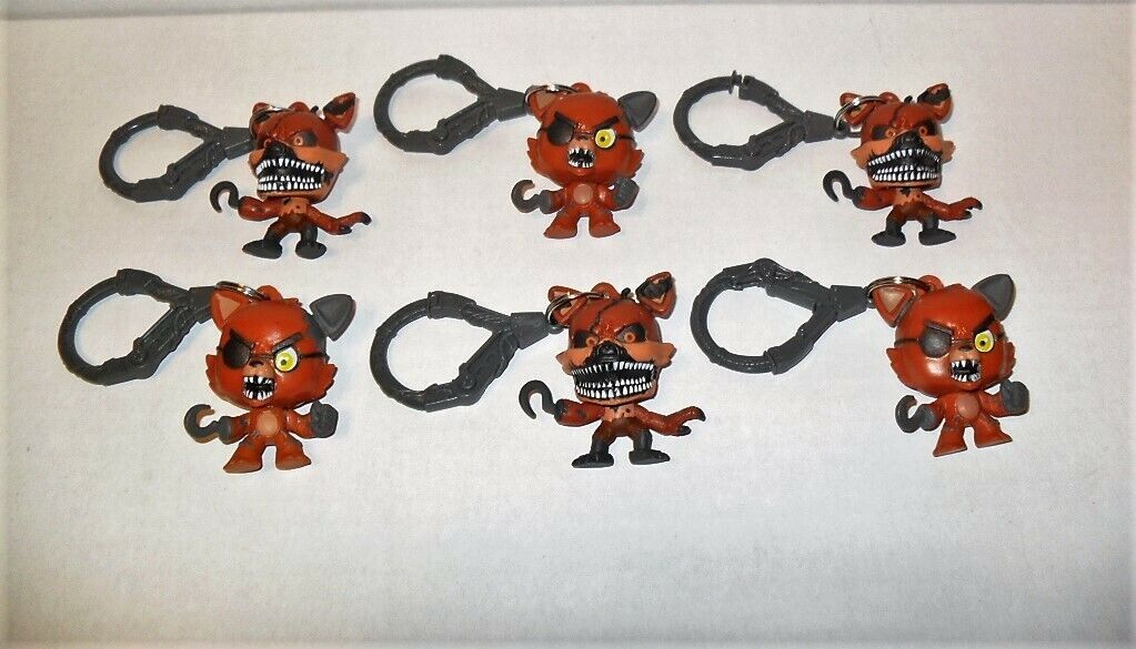 FIVE NIGHTS AT FREDDY\'S BACKPACK HANGERS LOT OF 6 FOXY S1 & 2 LOOSE AS PICTURED