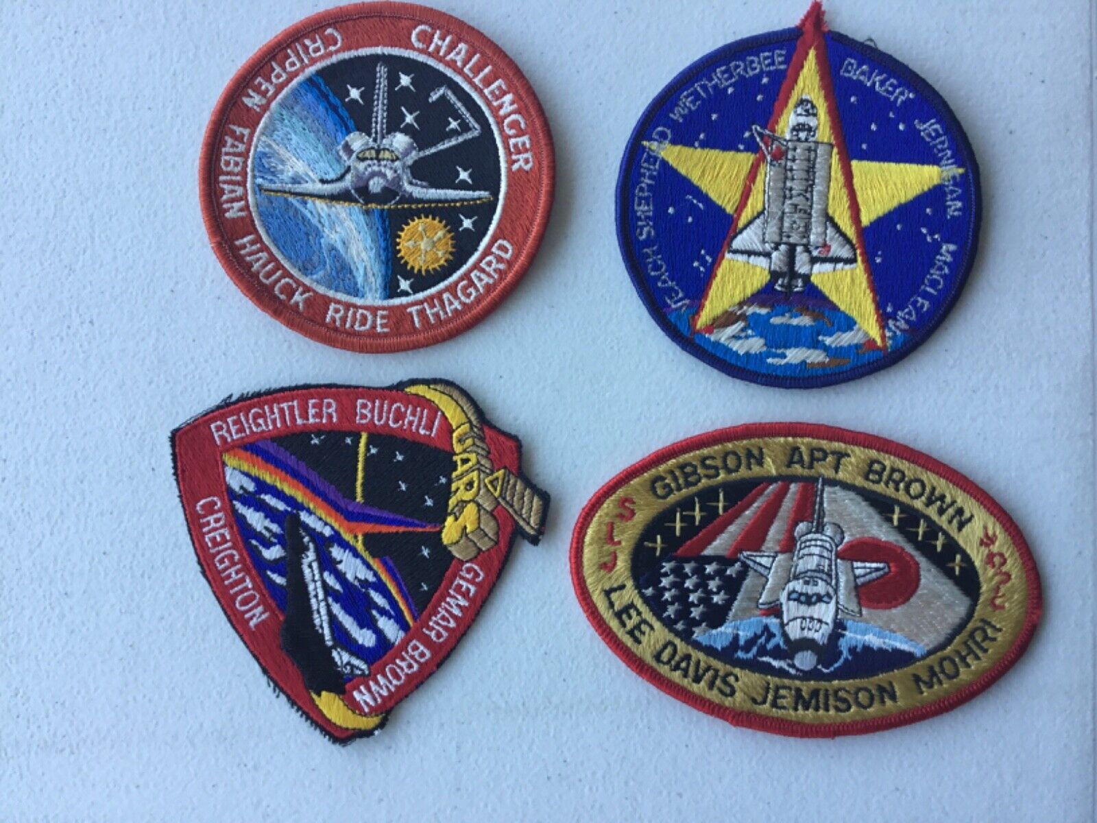 Lot of 4 NASA SPACE SHUTTLE Patches STS-48 STS-7 STS-47 STS-52 Challenger