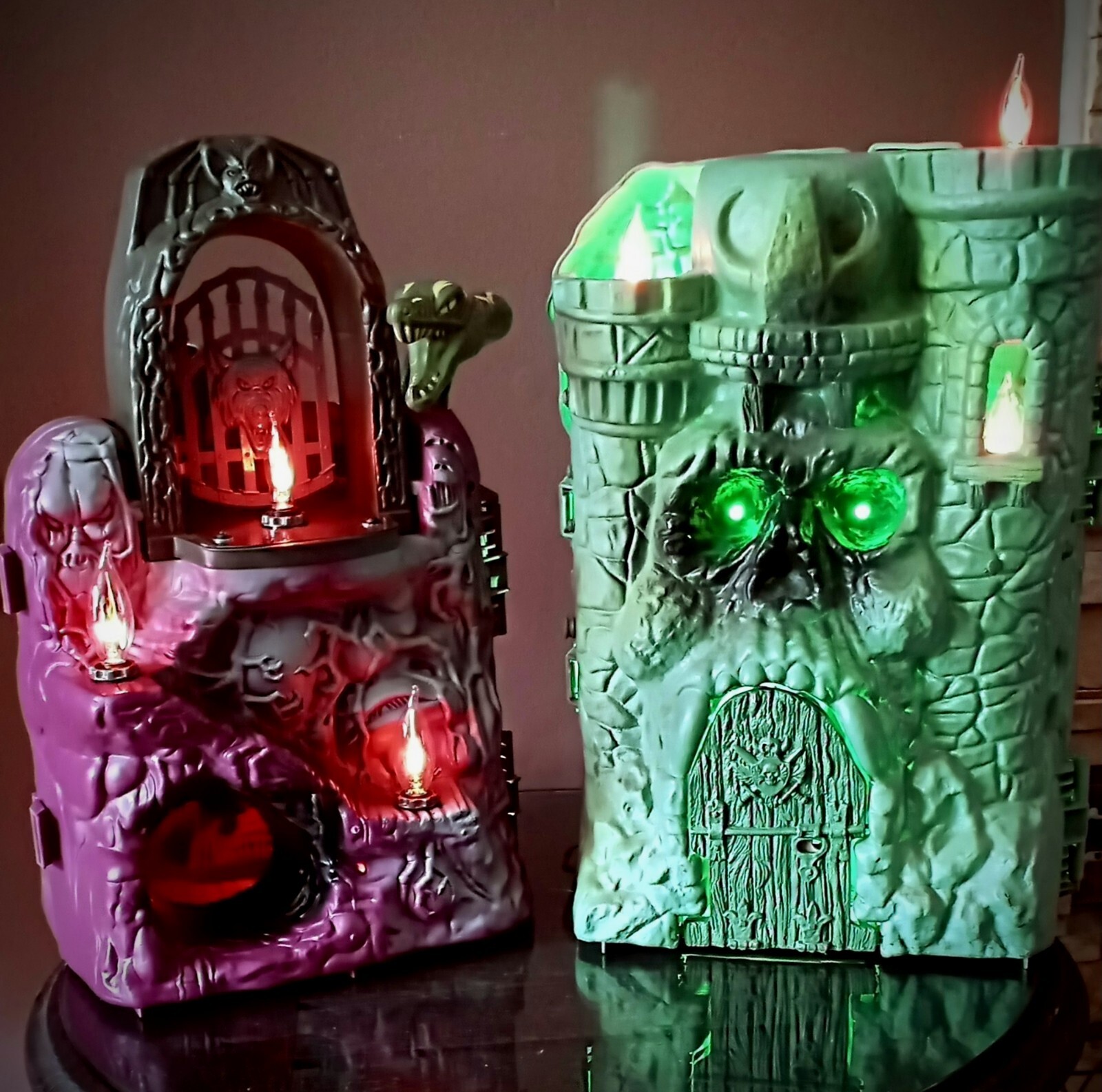 Vintage Folk Art He Man Skeletor Castle CustomTable Desk Lamp Lighted Set 80’s Vintage Folk Art He Man Skeletor Castle CustomTable Desk Lamp Lighted Set 80’s