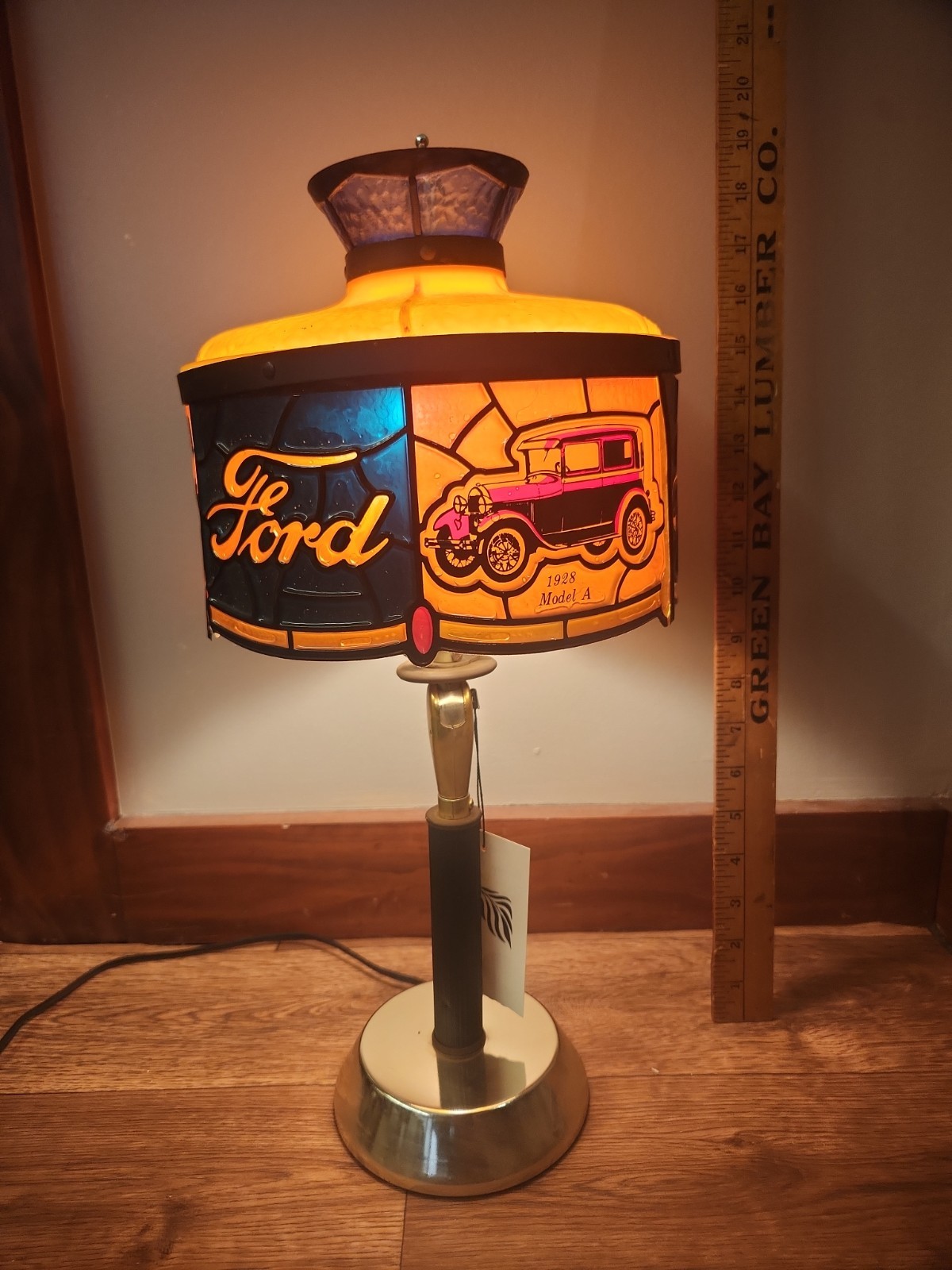 VTG 1970s Ford Dealer Desk Lamp - Tiffany Style Table Light - Faux Stained Glass VTG 1970s Ford Dealer Desk Lamp - Tiffany Style Table Light - Faux Stained Glass