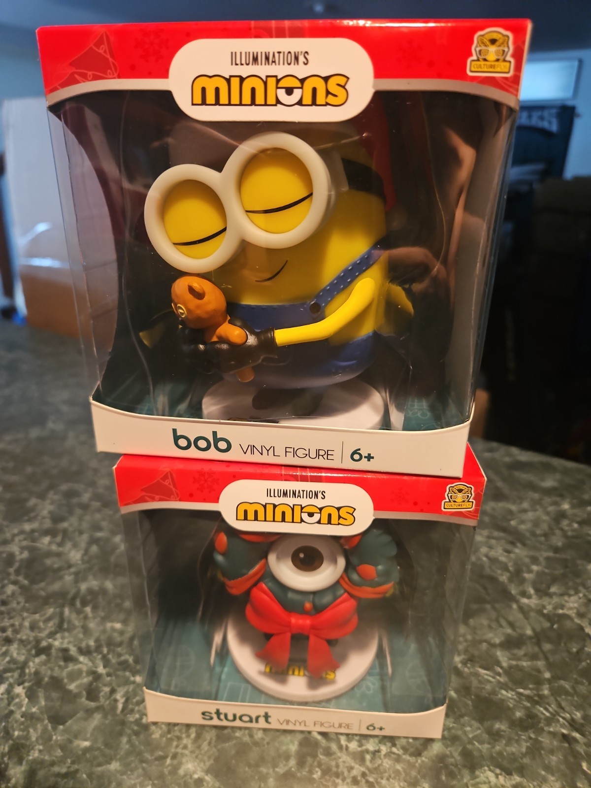 Illumination Minions Bob, and Stuart 4" Vinyl Figure Christmas New Lot Of 2 Illumination Minions Bob, and Stuart 4" Vinyl Figure Christmas New Lot Of 2