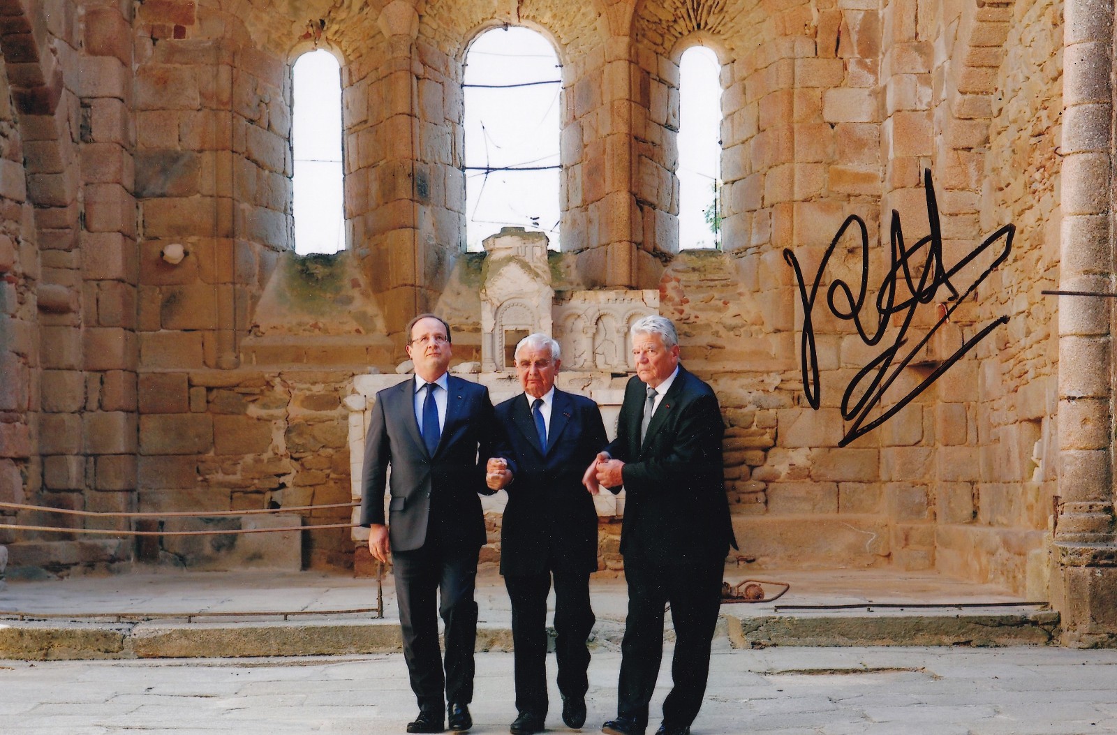 Robert Hebras Signed Autograph 4x6 Photo Oradour-sur-Glane Massacre Survivor