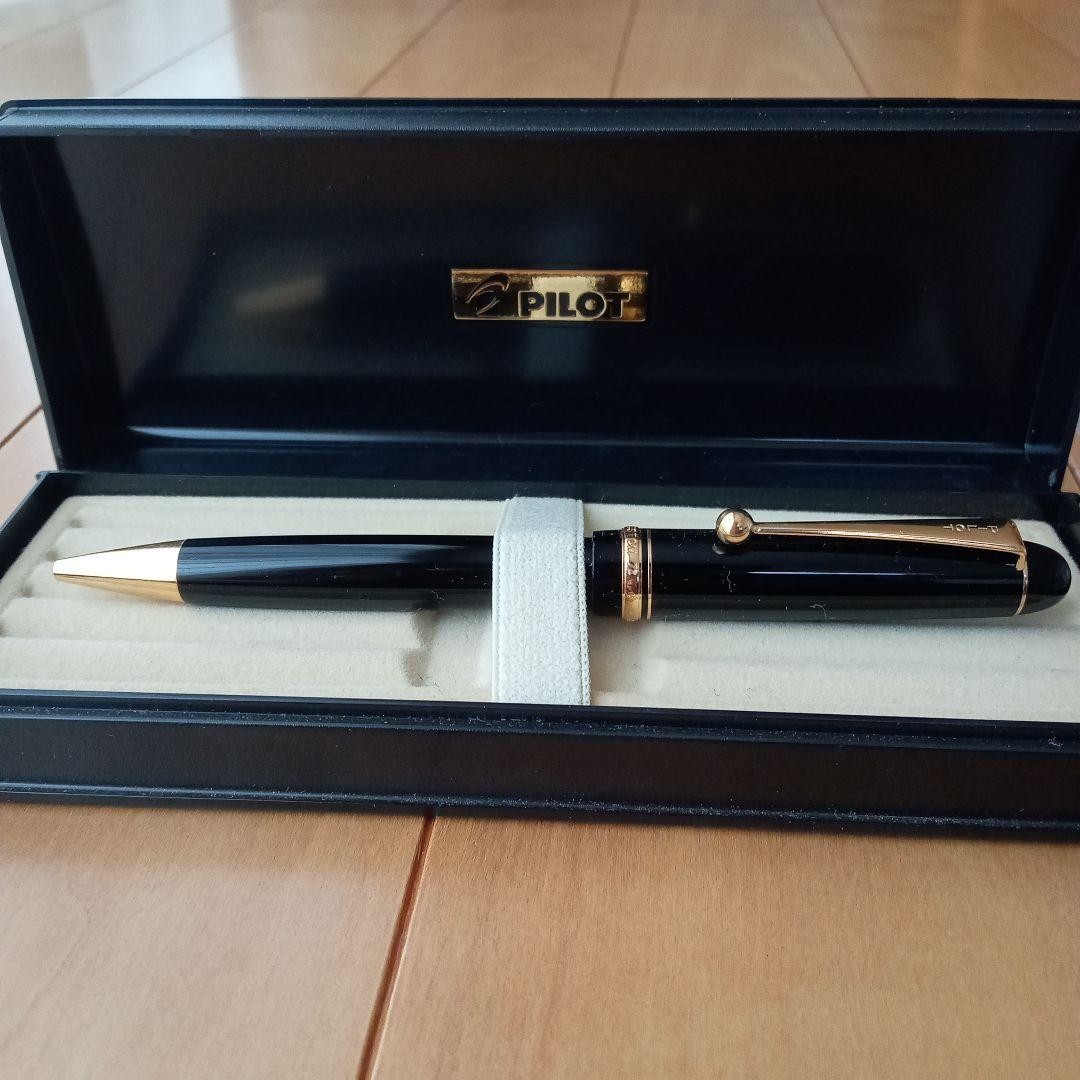 Excellent PILOT Custom 74 Ballpoint Pen with Case Oil-Based Ink Japan Excellent PILOT Custom 74 Ballpoint Pen with Case Oil-Based Ink Japan
