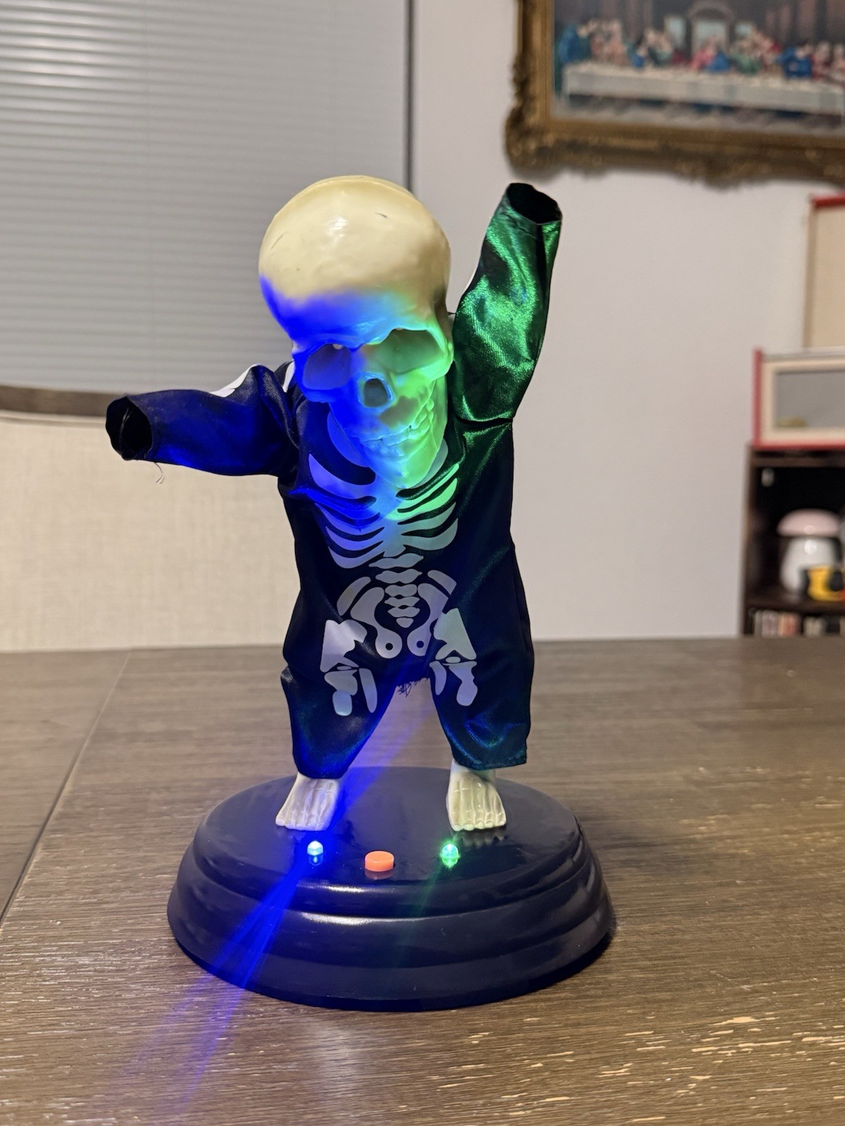 Rare Gemmy Groovin Ghoul Skeleton Raver Dancer Dances to Pit Bull's "Hey Baby" Rare Gemmy Groovin Ghoul Skeleton Raver Dancer Dances to Pit Bull's "Hey Baby"