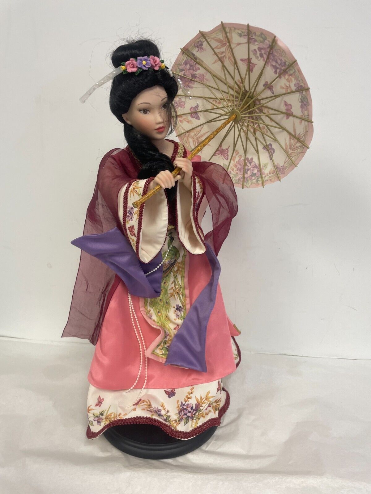 The Imperial Maiden Danbury Mint Doll 19” Lena Liu w/Stand & Umbrella Japanese