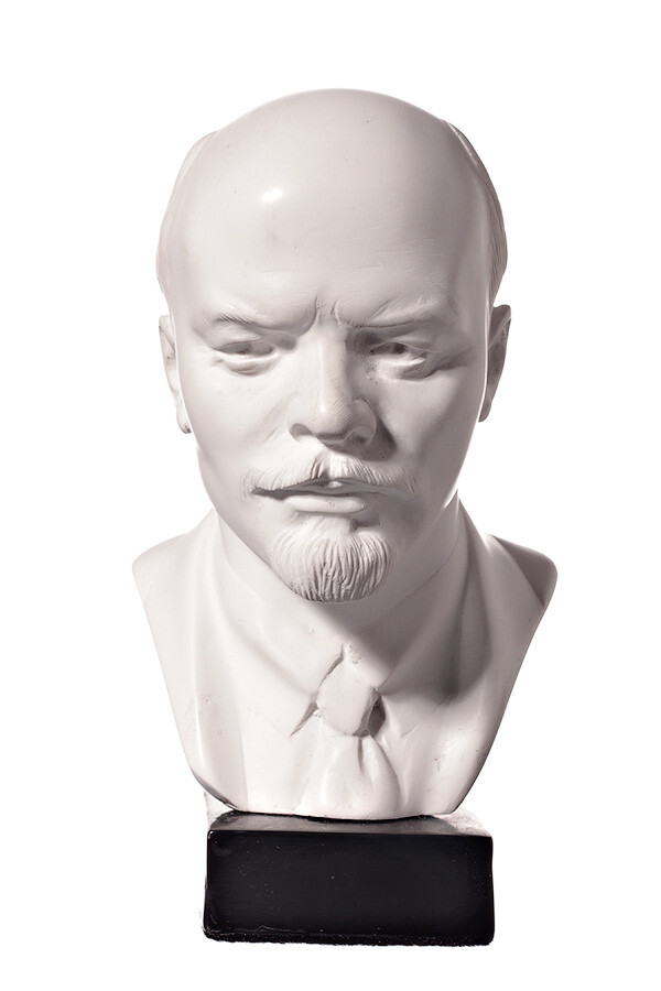 Soviet Russian Leader Vladimir Lenin Marble Bust Statue Sculpture 5.2'' (13 cm) Soviet Russian Leader Vladimir Lenin Marble Bust Statue Sculpture 5.2'' (13 cm)