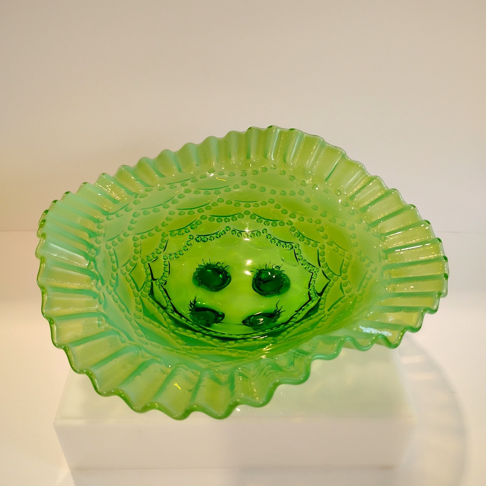 Antique Jefferson or Northwood Green Opalescent Glass Ruffled 8" Bowl 1905 Era Antique Jefferson or Northwood Green Opalescent Glass Ruffled 8" Bowl 1905 Era