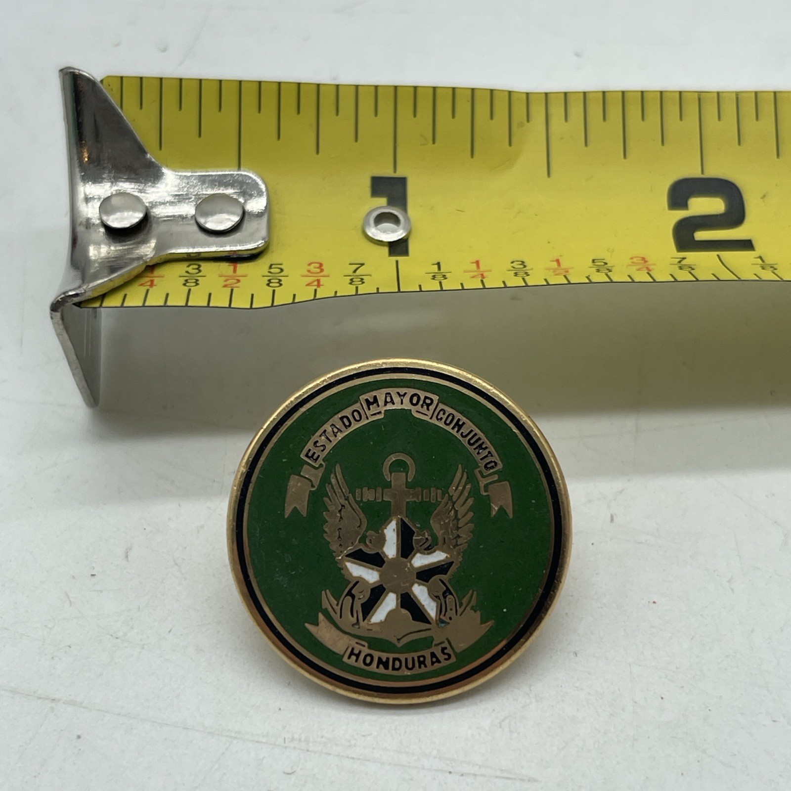 Honduras Military Armed Forces Pin Winged Anchor Star Green ESTADO MAYOR Conjunt Honduras Military Armed Forces Pin Winged Anchor Star Green ESTADO MAYOR Conjunt