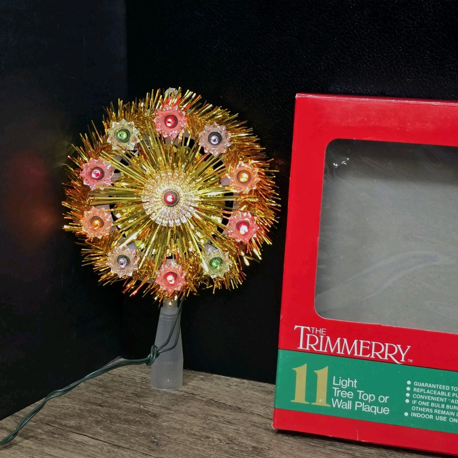 Vintage/Retro The Trimmer 11 LIGHT TREE TOPPER or WALL PLAQUE Gold Tinsel NIB Vintage/Retro The Trimmer 11 LIGHT TREE TOPPER or WALL PLAQUE Gold Tinsel NIB