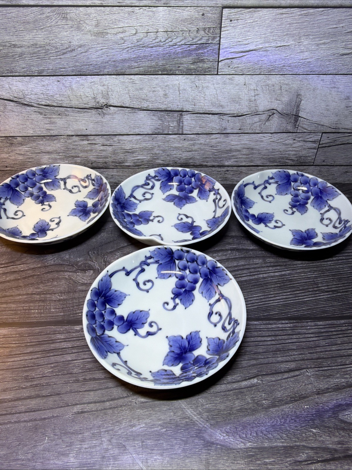 Vintage Tachikichi Kyoto Blue White Grape Vine 5.5 Inch Bowls Set of 4