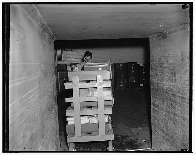 Photo:Washington D.C. 1940s Fumigation Chamber Archives Man with Files Photo:Washington D.C. 1940s Fumigation Chamber Archives Man with Files