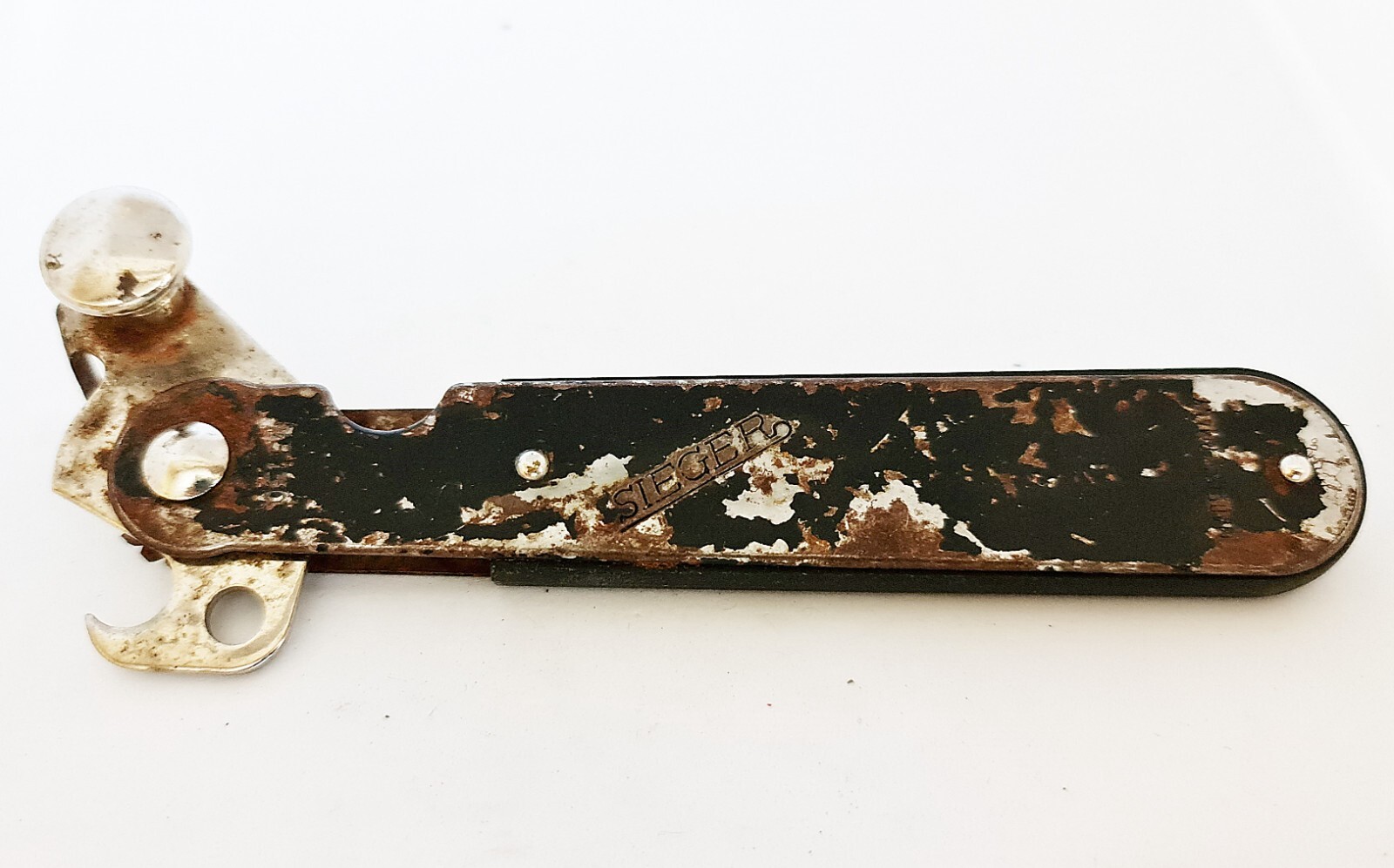 VINTAGE AUTHENTIC ORIGINAL WW2 GERMAN ARMY WEHRMACHT SIEGER OELEN CAN OPENER VINTAGE AUTHENTIC ORIGINAL WW2 GERMAN ARMY WEHRMACHT SIEGER OELEN CAN OPENER