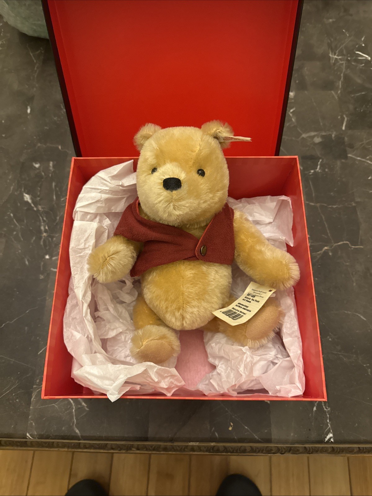 Steiff Vintage Winnie The Pooh #651489 Rare In Box W/tags Steiff Vintage Winnie The Pooh #651489 Rare In Box W/tags