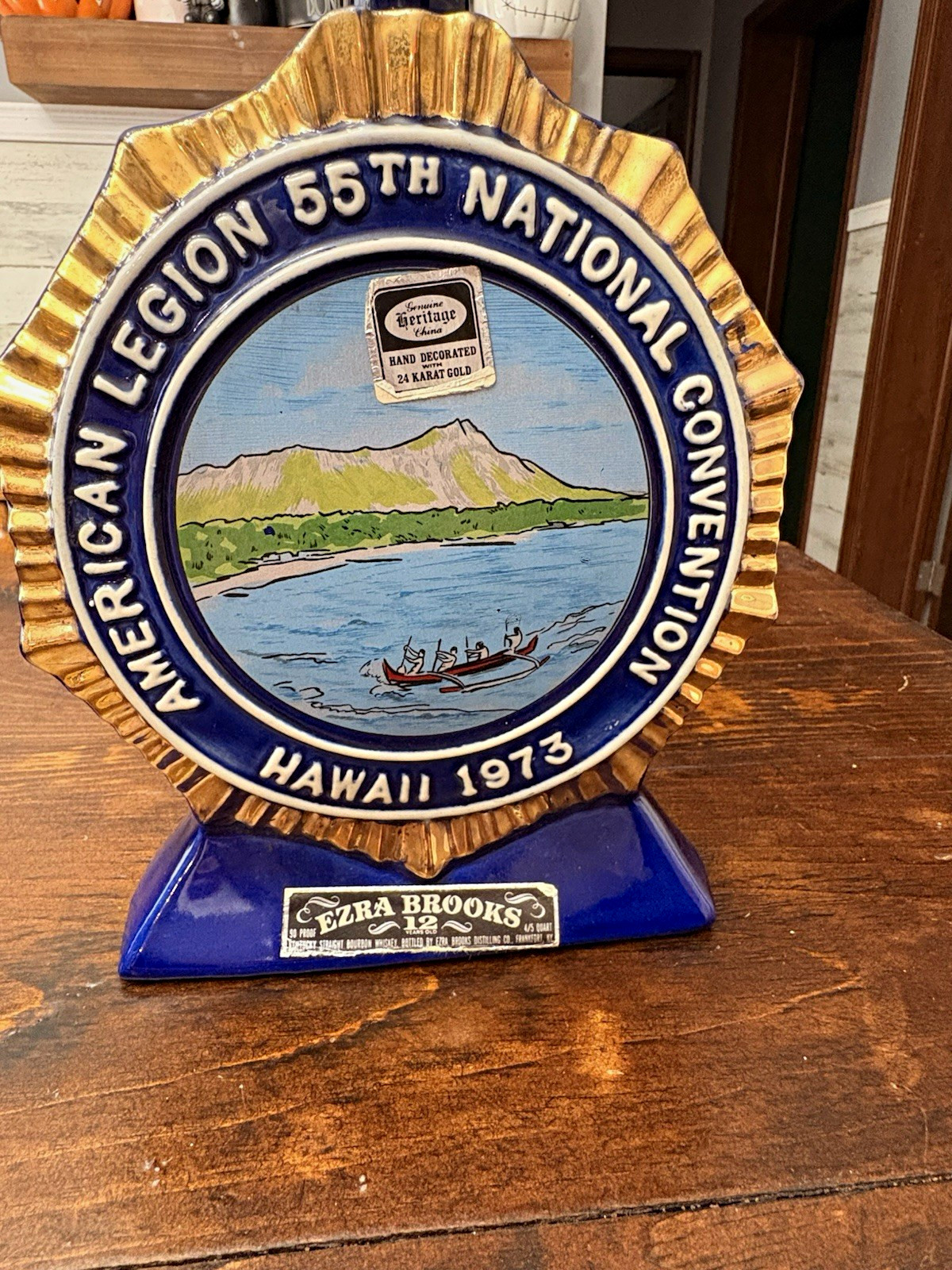 Vintage 1973 Ezra Brooks American Legion Hawaii 55th Convention Decanter 24K Gld Vintage 1973 Ezra Brooks American Legion Hawaii 55th Convention Decanter 24K Gld