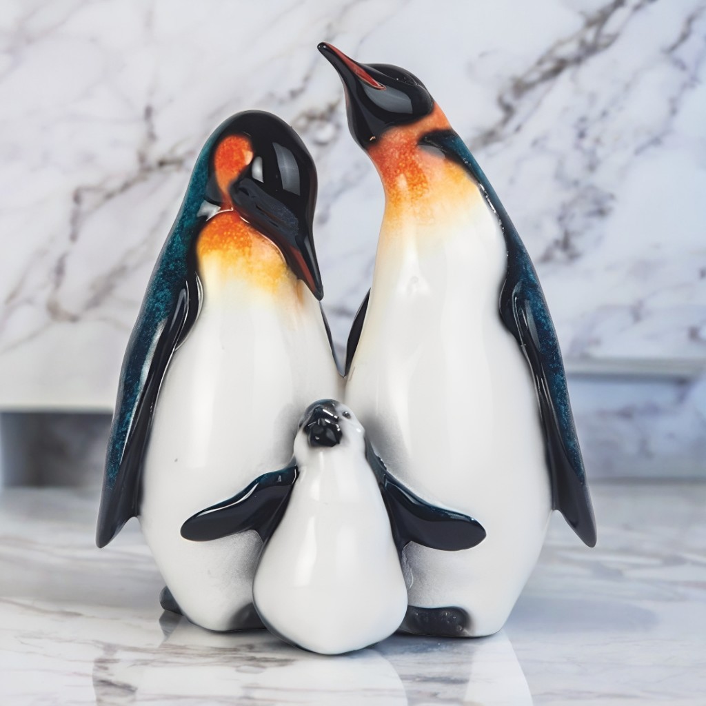 6"H King Penguin Family Statue Lovely Animal Decoration Figurine Room Decor 6"H King Penguin Family Statue Lovely Animal Decoration Figurine Room Decor