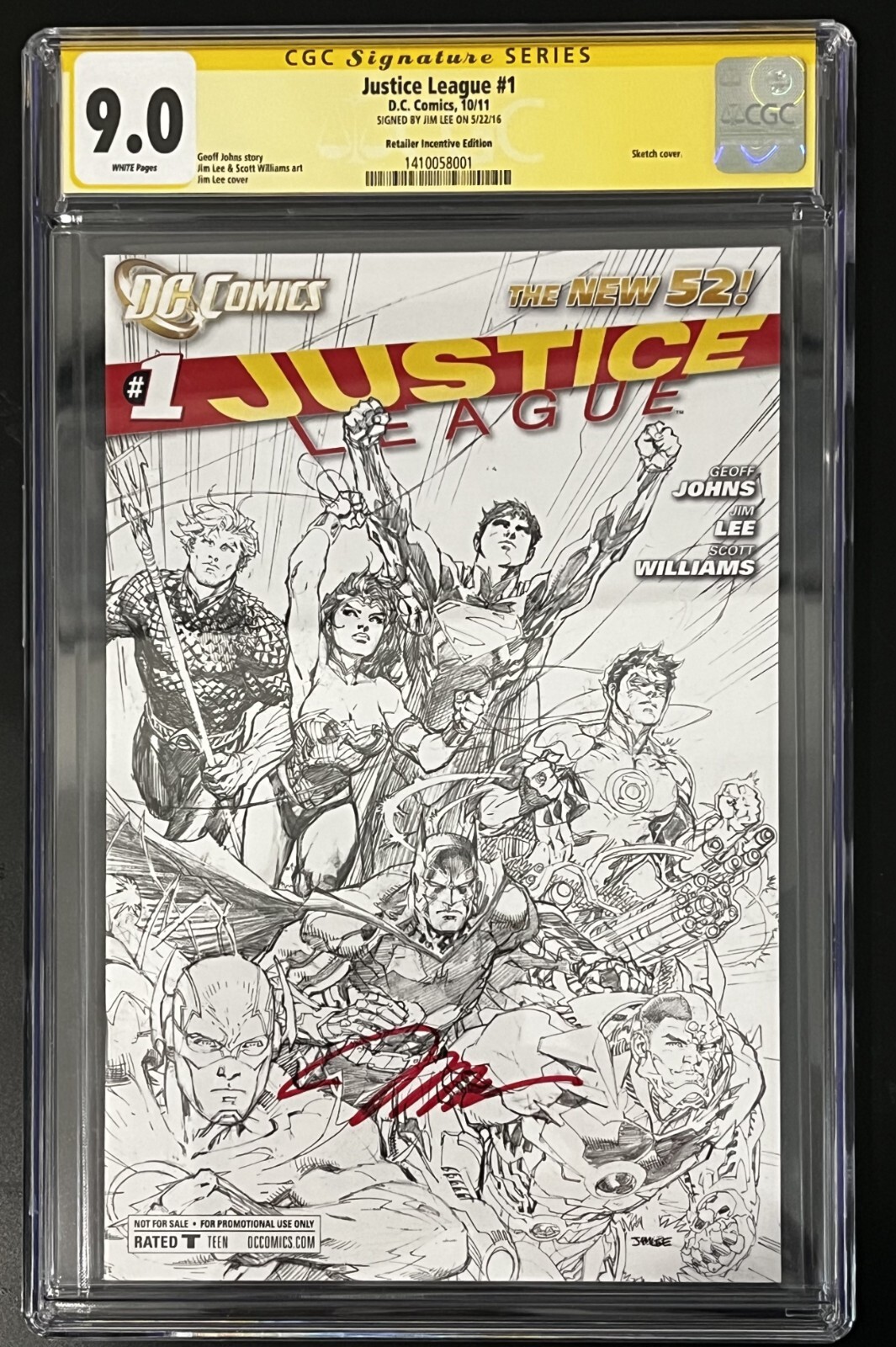 Justice League 1 Retailer Incentive CGC 9.0 Signed by Jim Lee