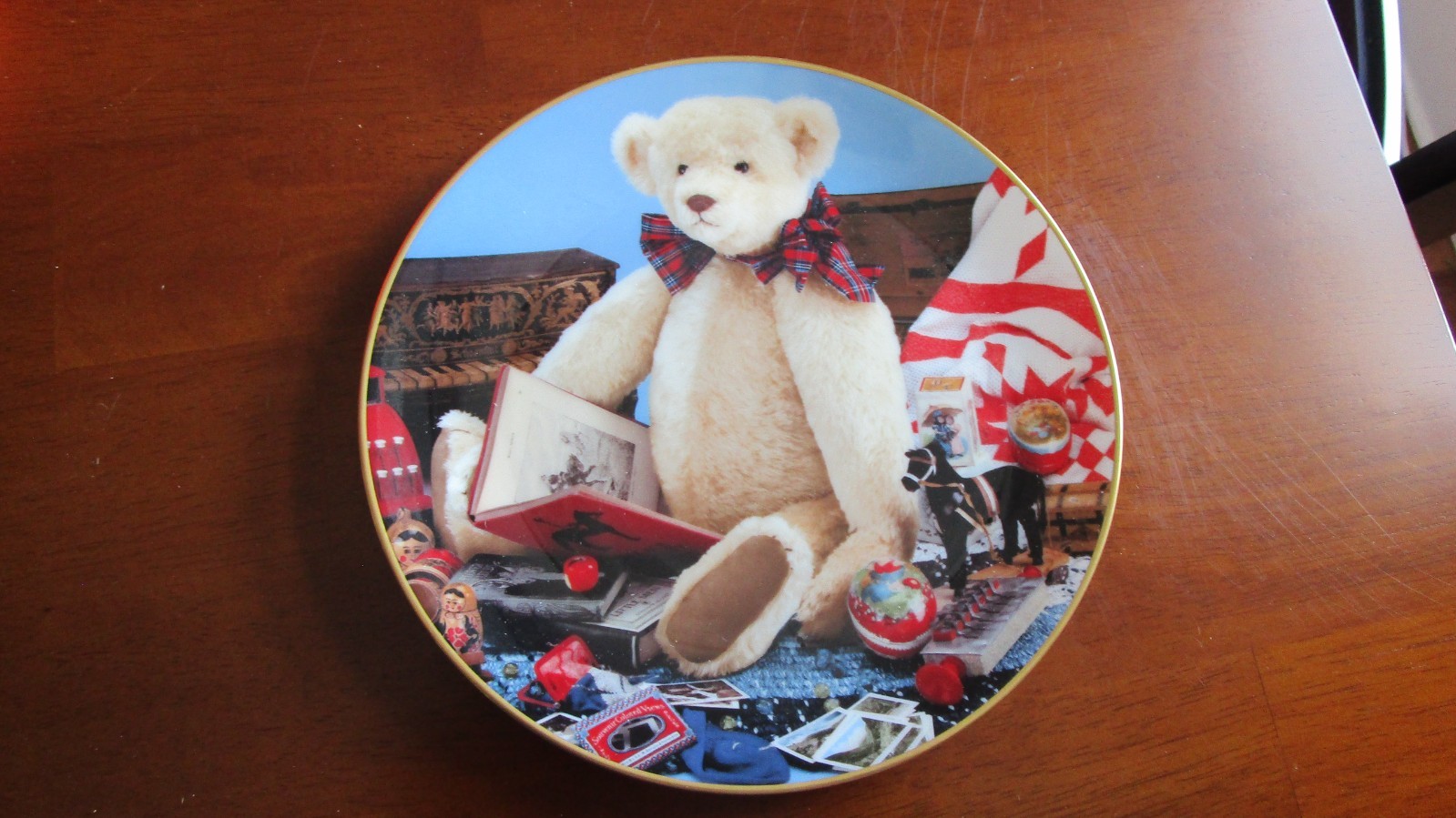 Gorham Big Bear The Toy Collector Limited Edition Plate numbered 2809/5000