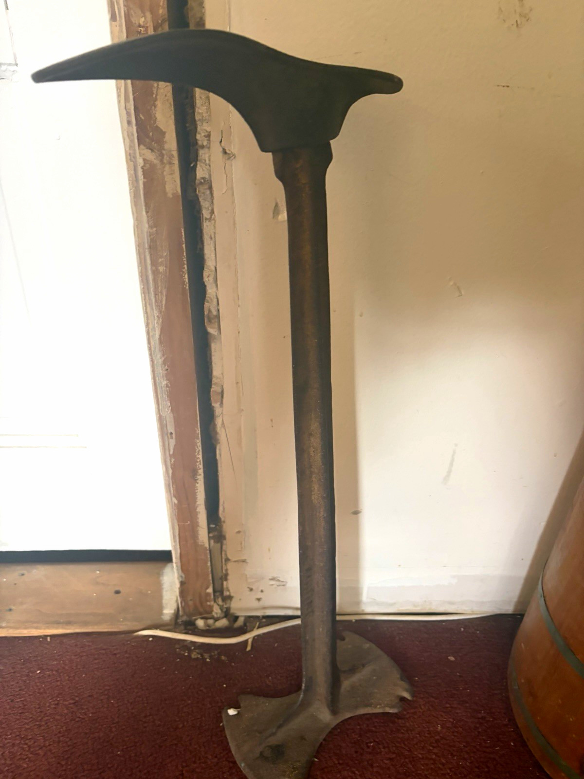 Vintage Cast Iron Cobbler Boot Jack Shoe Stand Anvil Tool Floor Base Vintage Cast Iron Cobbler Boot Jack Shoe Stand Anvil Tool Floor Base