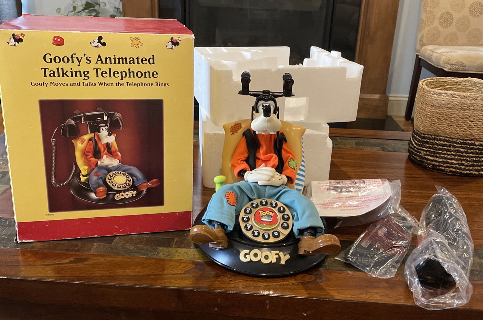 1990s Disney Telemania Goofy Animated Talking Telephone Phone Complete In Box