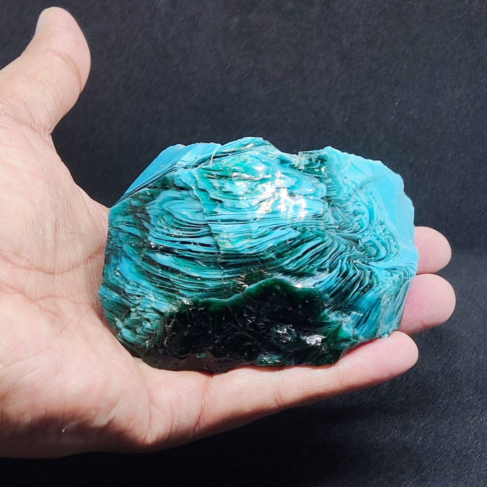 Arizona Turquoise Natural Rough Stone 550–650 Ct Raw Healing Crystal Specimen Arizona Turquoise Natural Rough Stone 550–650 Ct Raw Healing Crystal Specimen