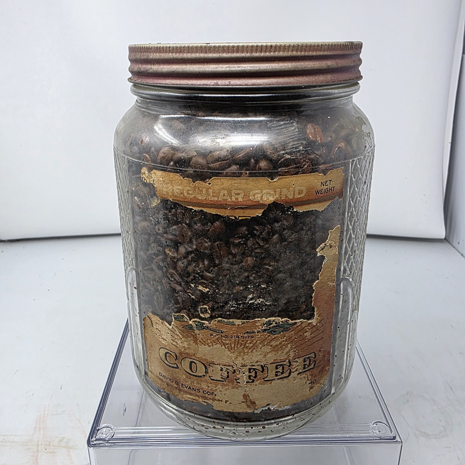 Vintage 1932 Old Judge Coffee Jar Full Original Beans Paper Label Owens Illinois Vintage 1932 Old Judge Coffee Jar Full Original Beans Paper Label Owens Illinois