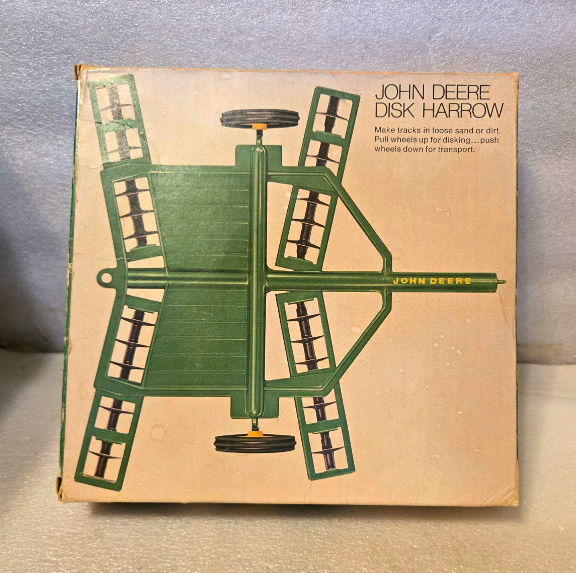 Vintage Ertl John Deere Disk Harrow w/ Box Vintage Ertl John Deere Disk Harrow w/ Box