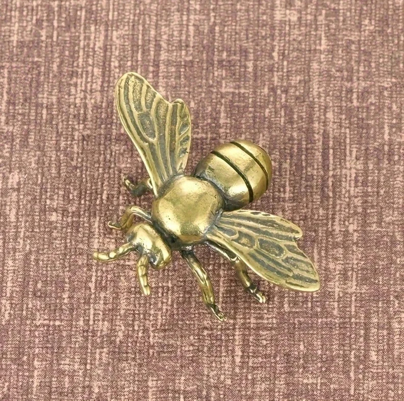 1pc Solid Brass Bee Figurine Antique Copper Desk Decor Collectible Gift - NEW*** 1pc Solid Brass Bee Figurine Antique Copper Desk Decor Collectible Gift - NEW***