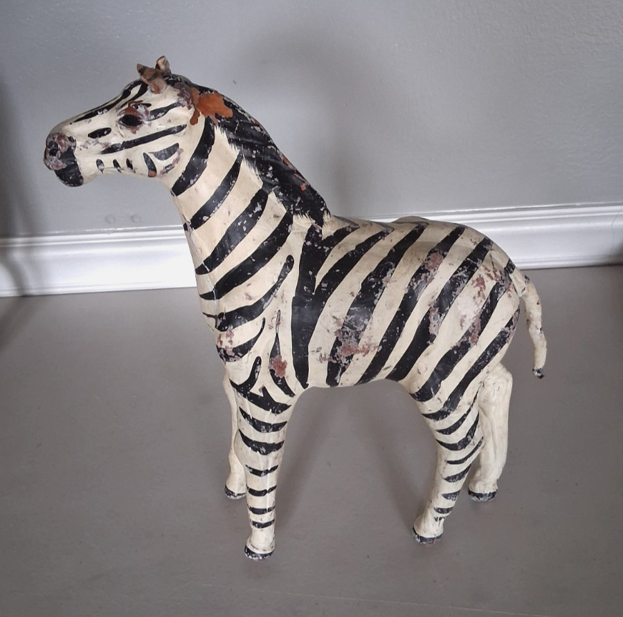 RARE VTG LEATHER HAND WRAPPED Zebra WITH GLASS EYES HAND PAINTED 12 1/2" TALL RARE VTG LEATHER HAND WRAPPED Zebra WITH GLASS EYES HAND PAINTED 12 1/2" TALL
