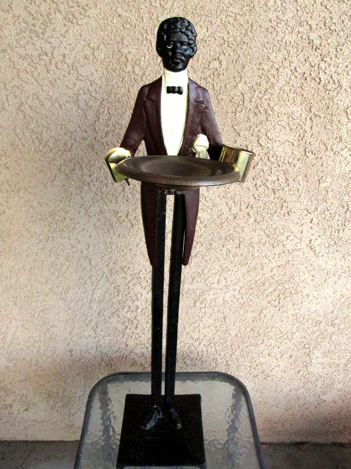 RARE 1930S VINTAGE CAST IRON BLACK AMERICANA BUTLER HOTEL ENTRANCE ASHTRAY STAND RARE 1930S VINTAGE CAST IRON BLACK AMERICANA BUTLER HOTEL ENTRANCE ASHTRAY STAND
