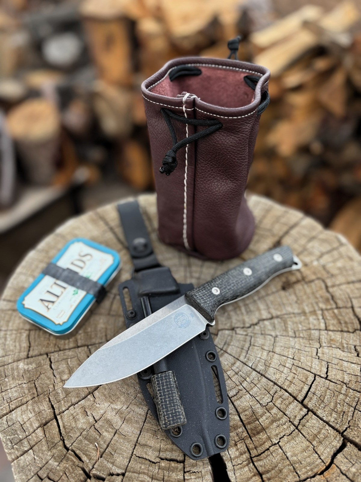WHITE RIVER URSUS 45 FULL TANG KNIFE CPM MAGNACUT STEEL 62-64 HRC + Survival Kit WHITE RIVER URSUS 45 FULL TANG KNIFE CPM MAGNACUT STEEL 62-64 HRC + Survival Kit