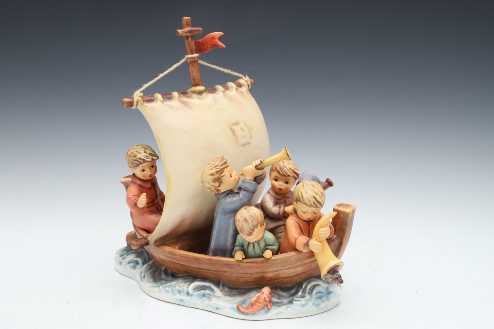 Hummel Goebel Land In Sight Porcelain Figurine 530 With Box Hummel Goebel Land In Sight Porcelain Figurine 530 With Box
