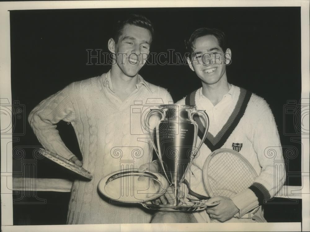 1940 Press Photo Bobby Riggs 1st National Champ to Win Indoor & Outdoor Crowns