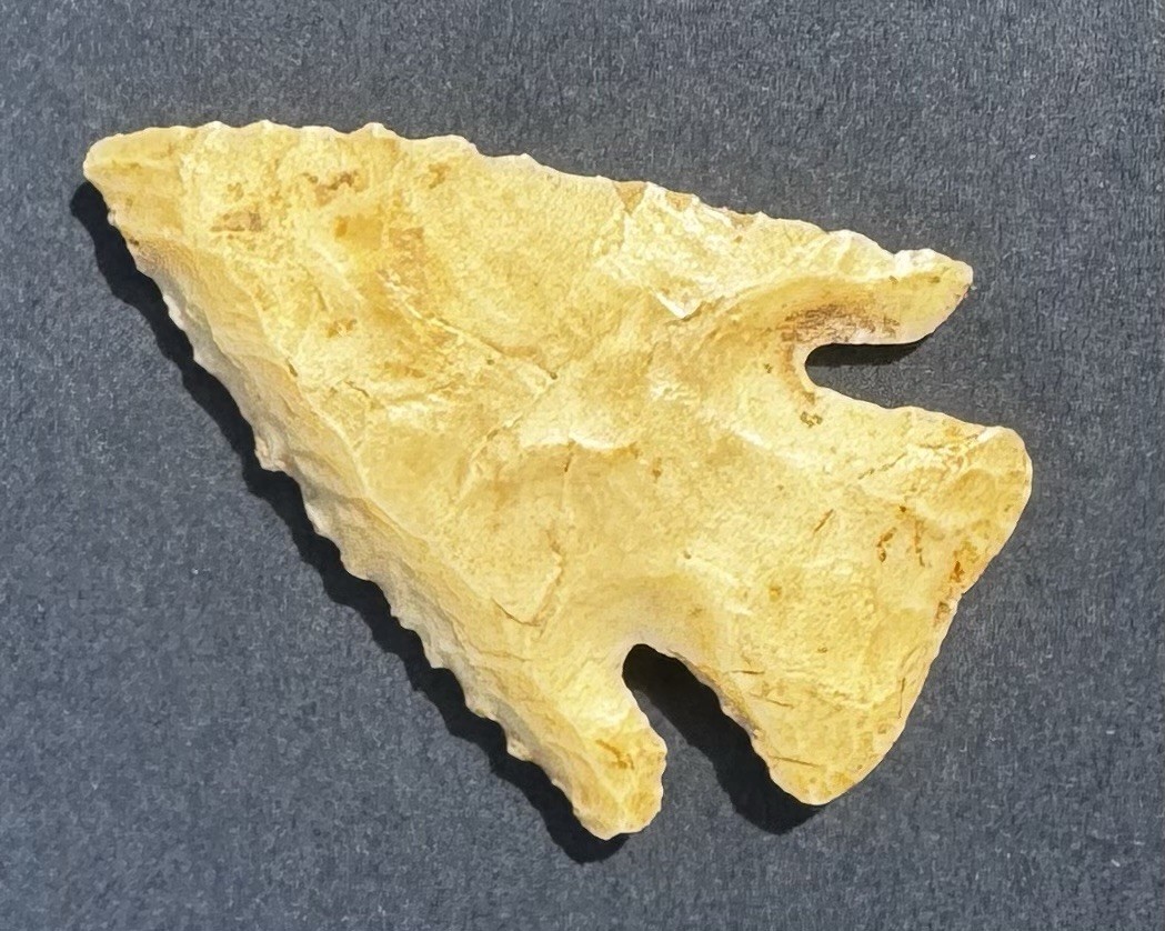 Amazing Creek Stained Hardin From MO. Authentic Arrowheads 2 3/16 Inches Long Amazing Creek Stained Hardin From MO. Authentic Arrowheads 2 3/16 Inches Long