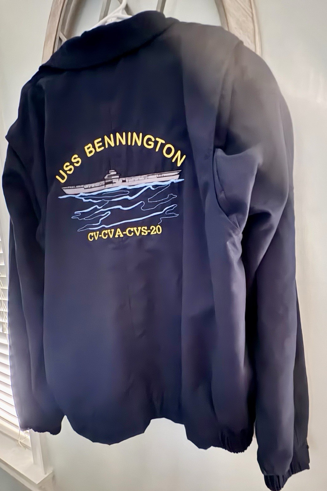 Vintage USS Bennington CVS-20 Windbreaker Jacket US Navy Aircraft Carrier Blue Vintage USS Bennington CVS-20 Windbreaker Jacket US Navy Aircraft Carrier Blue