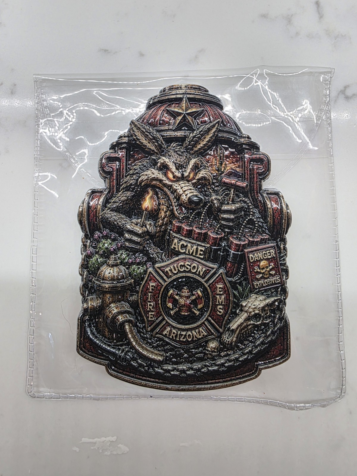 🔥RARE🔥 TUCSON ARIZONA WILE E. COYOTE ROAD RUNNER LOONEY TUNES CHALLENGE COIN 🔥RARE🔥 TUCSON ARIZONA WILE E. COYOTE ROAD RUNNER LOONEY TUNES CHALLENGE COIN