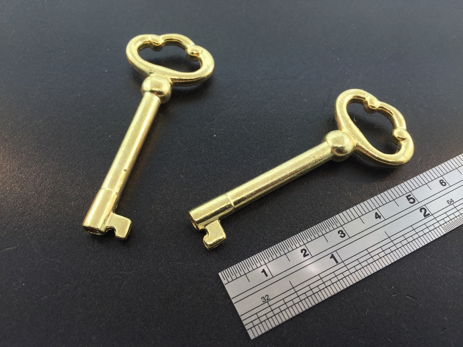 Grandfather Clock Door Key set of 2 in Brass Finish for Howard Miller 