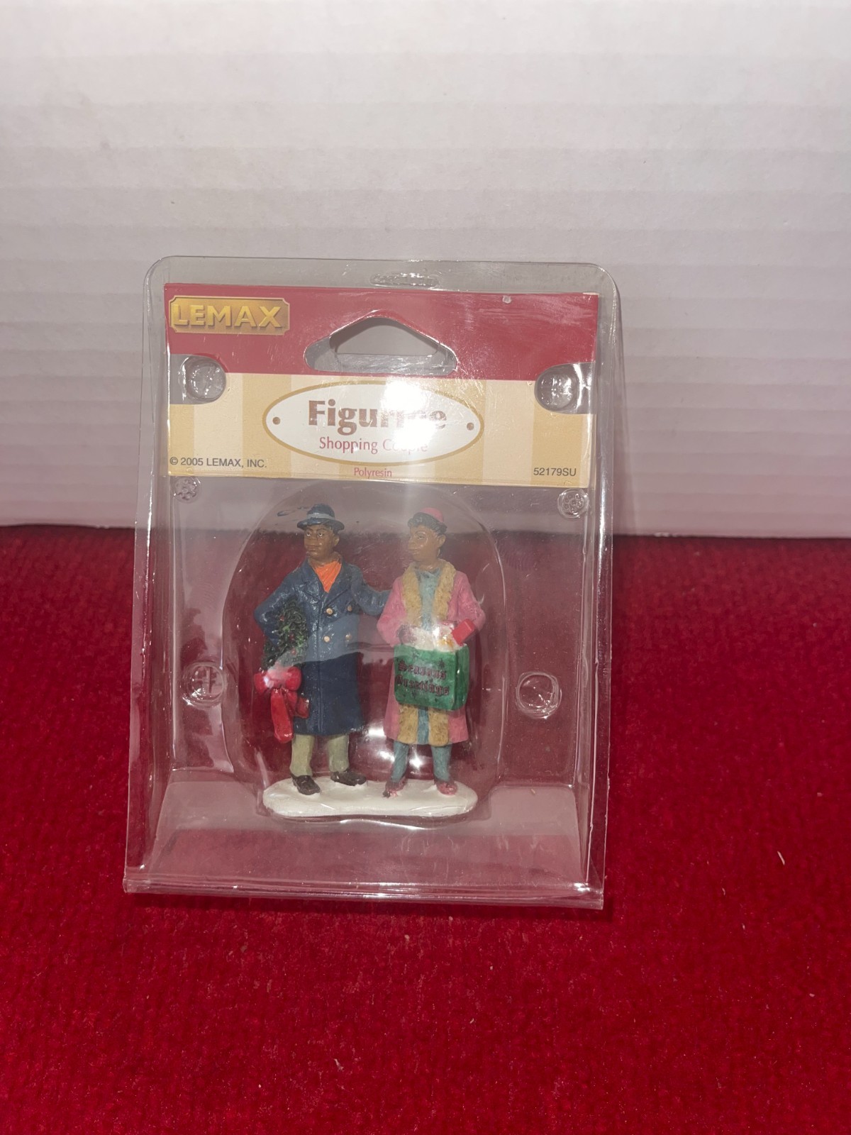 Lemax 2015 Shopping Couple #52179SU Lemax 2015 Shopping Couple #52179SU