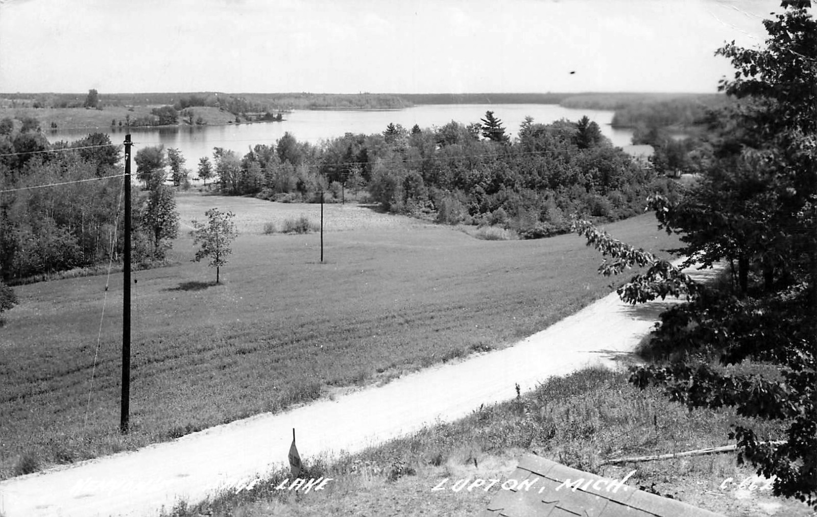 1947 MICHIGAN RPPC REAL PHOTO POSTCARD: VIEW OF KENYON'S SAGE LAKE LUPTON, MI 1947 MICHIGAN RPPC REAL PHOTO POSTCARD: VIEW OF KENYON'S SAGE LAKE LUPTON, MI