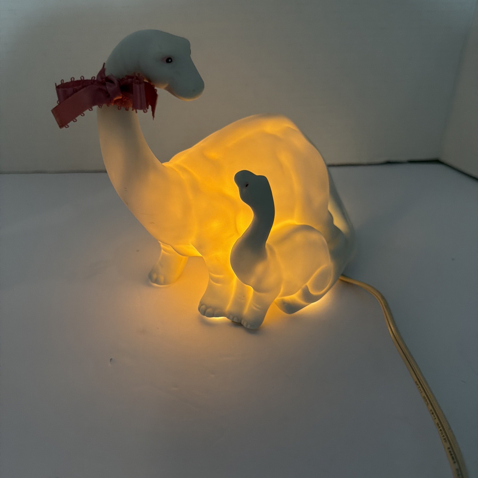 Vintage 1986 Gallery Art Ceramic Dinosaur Nightlight Lamp Momma And Baby Lamp Vintage 1986 Gallery Art Ceramic Dinosaur Nightlight Lamp Momma And Baby Lamp
