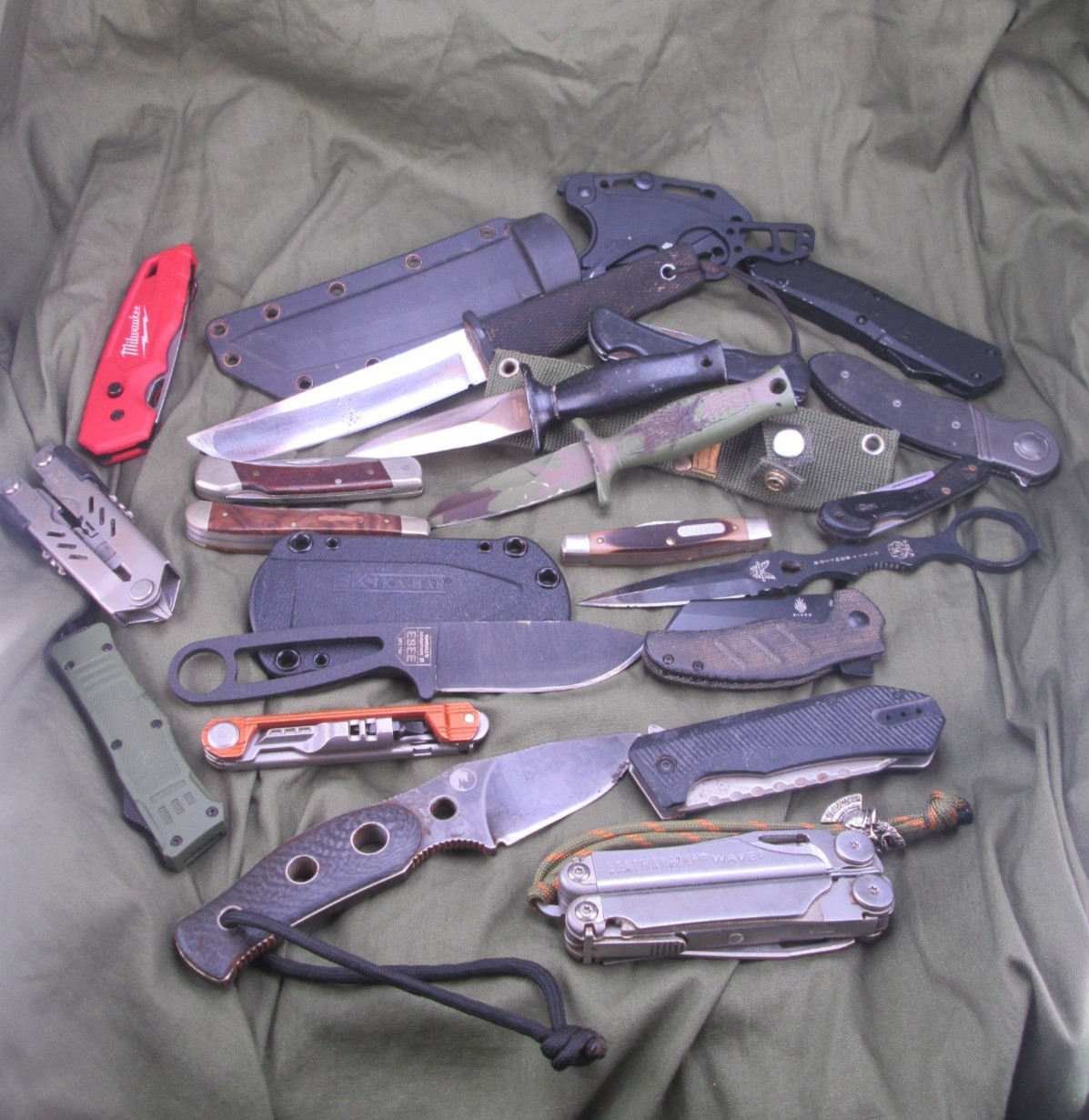 Large lot of knives Leatherman, Gerber, Benchmade, CRKT, Boker, Esee, Kizer ++